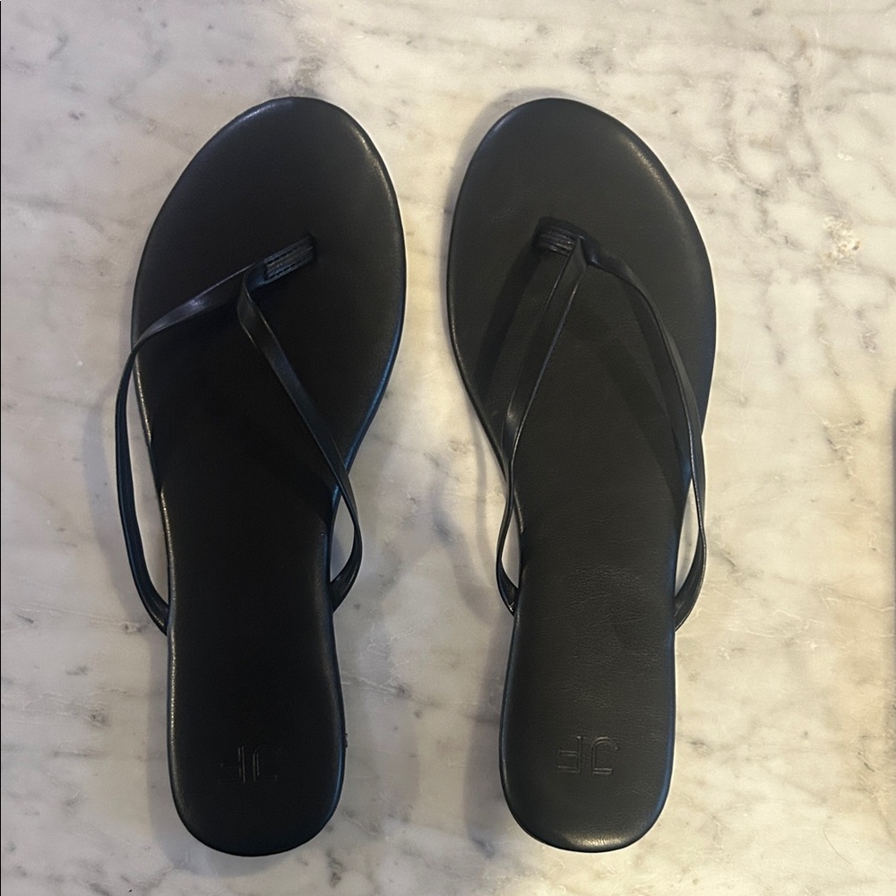 Chic Black Leather Sandals